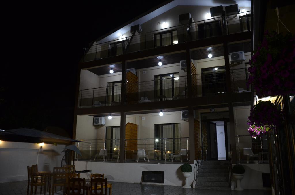 Razvan Holiday Costinesti Exterior photo