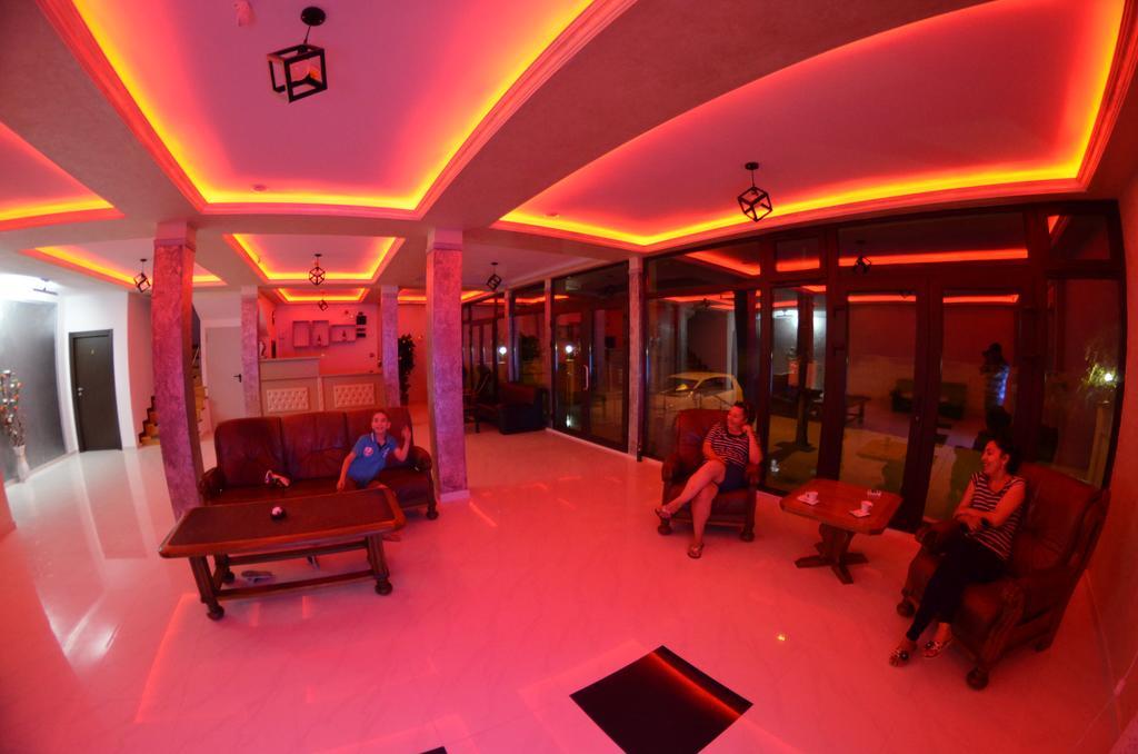 Razvan Holiday Costinesti Exterior photo