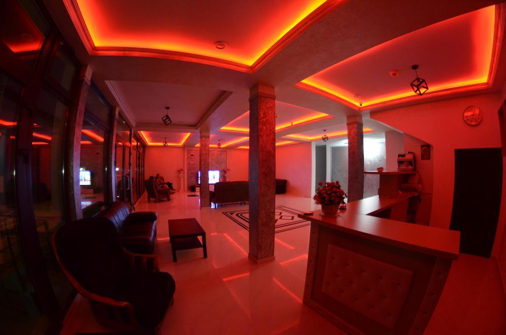 Razvan Holiday Costinesti Exterior photo