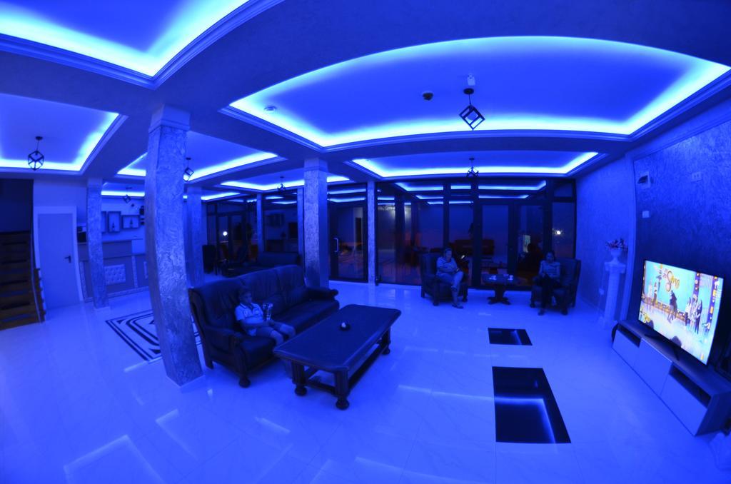 Razvan Holiday Costinesti Exterior photo