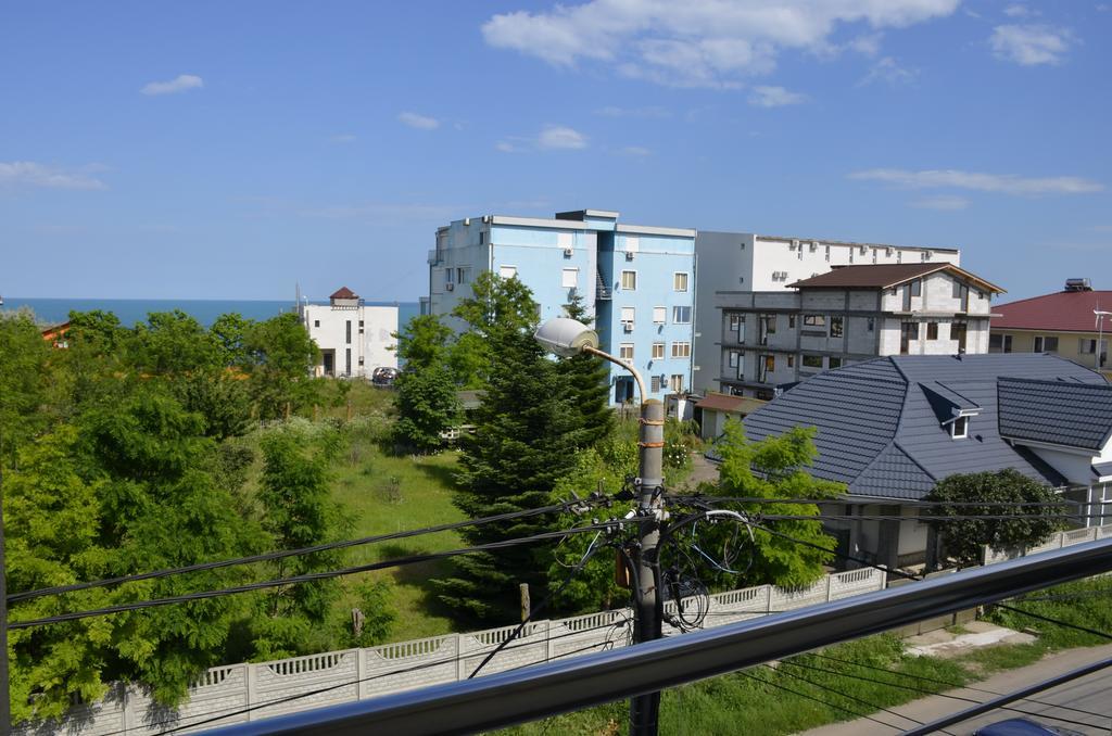 Razvan Holiday Costinesti Exterior photo
