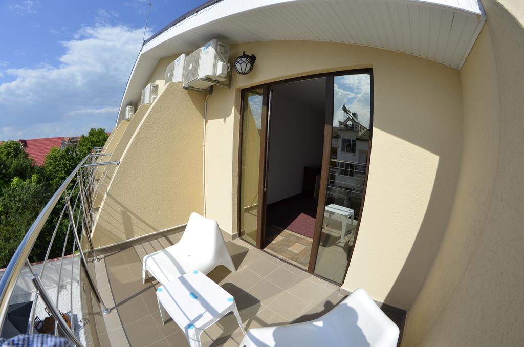 Razvan Holiday Costinesti Exterior photo